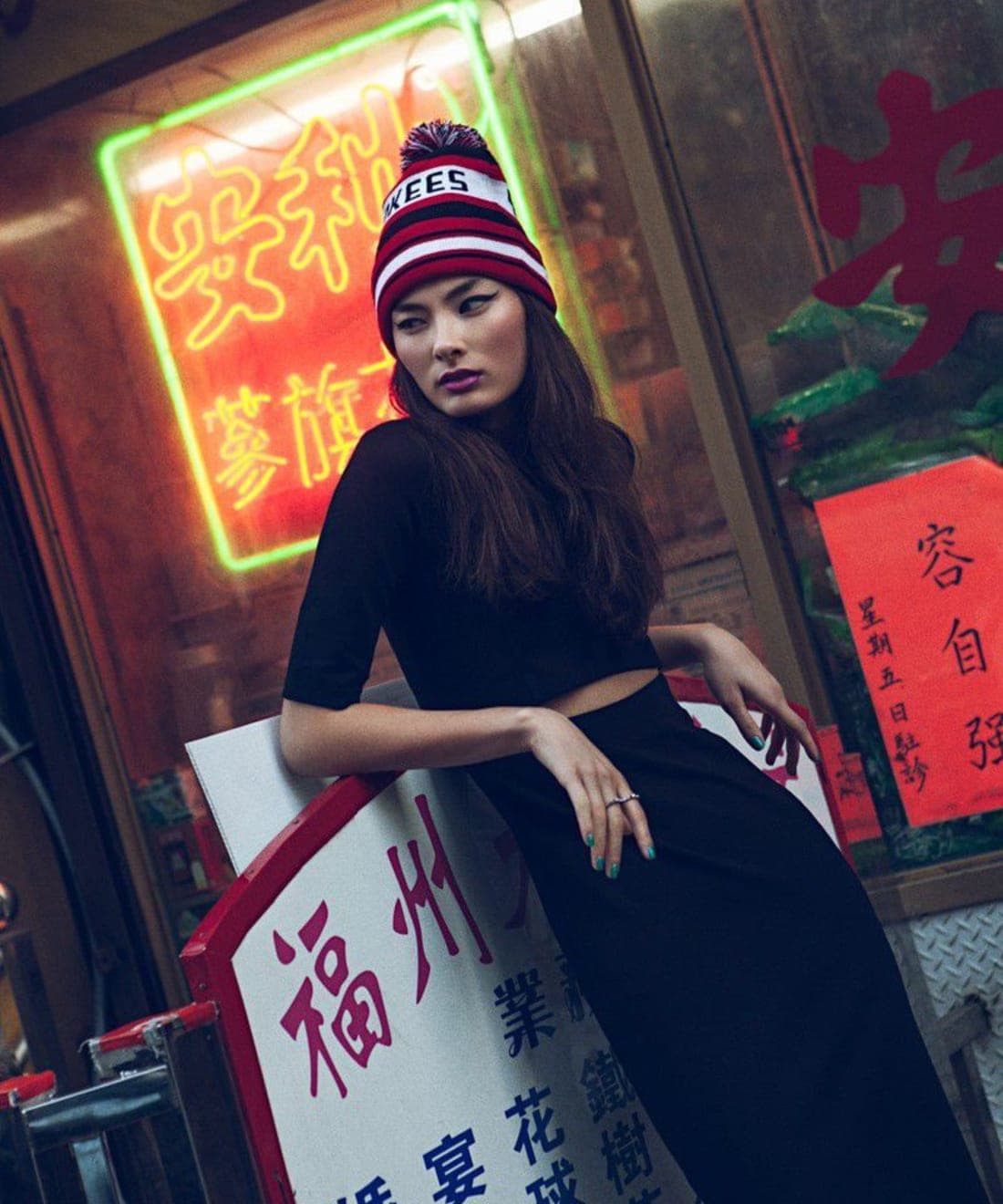 a-night-in-chinatown-for-vogue-es-1.jpg