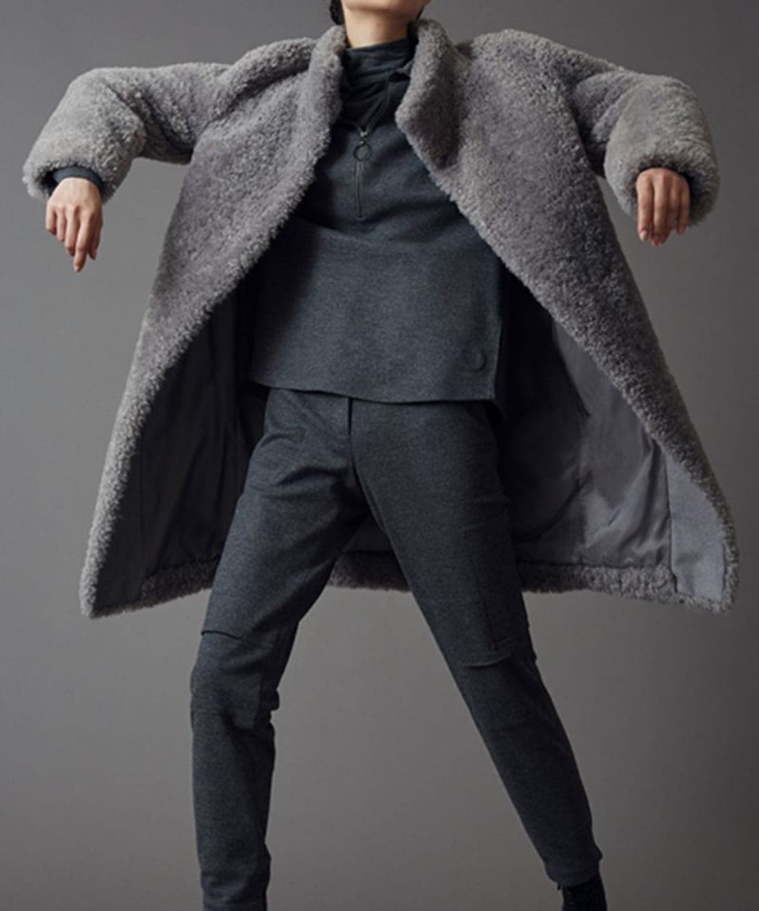 akris-punto-fw21-1.jpg