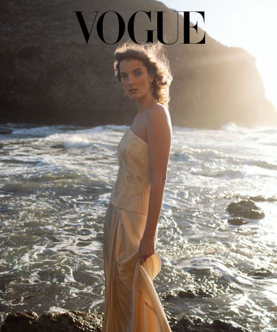 alex-vidals-new-wedding-dresses-a-contemporary-ode-to-nature-by-dos-mas-en-la-mesa-1.jpg