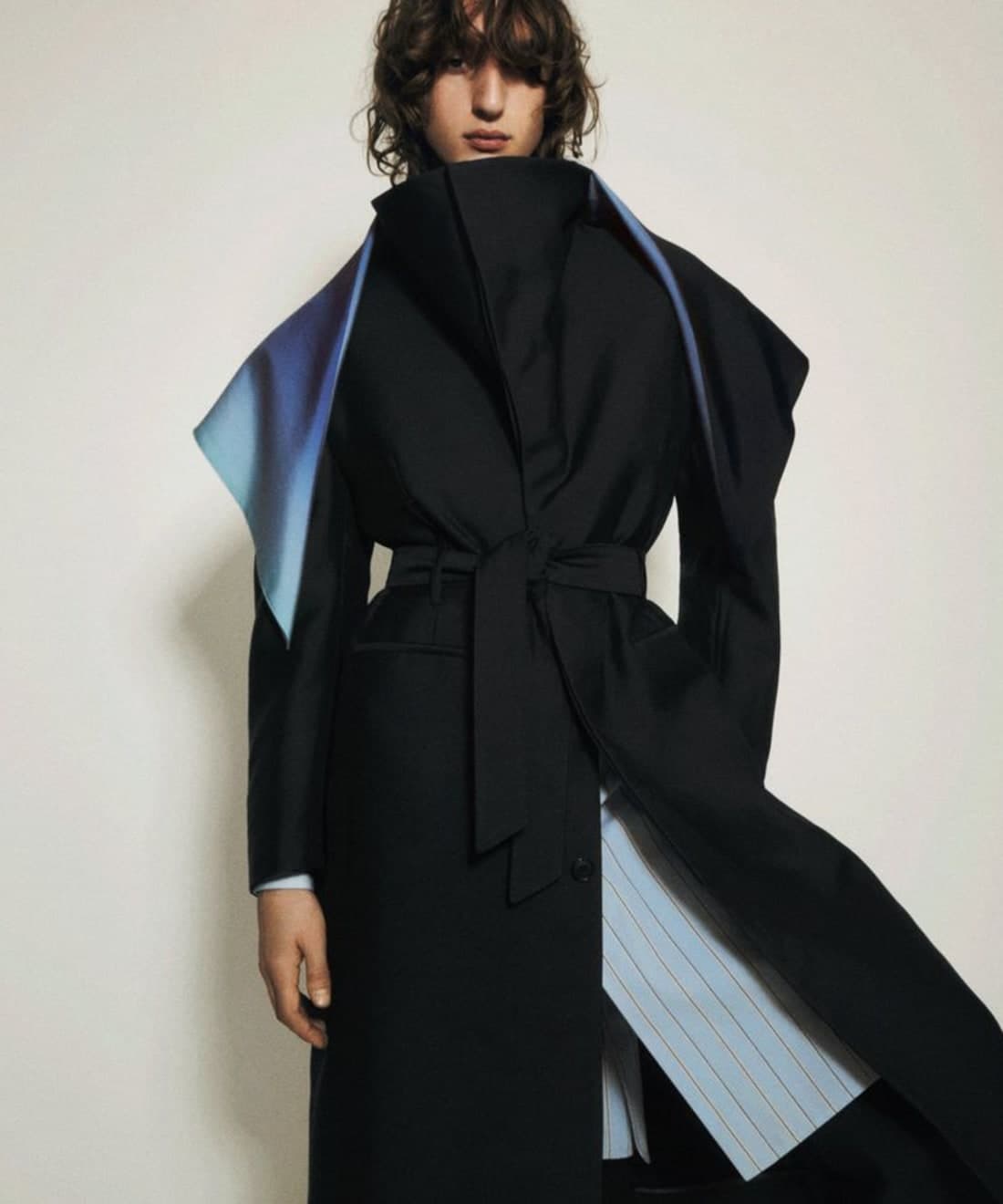 apar-edition-000-2023-lookbook-1.jpg