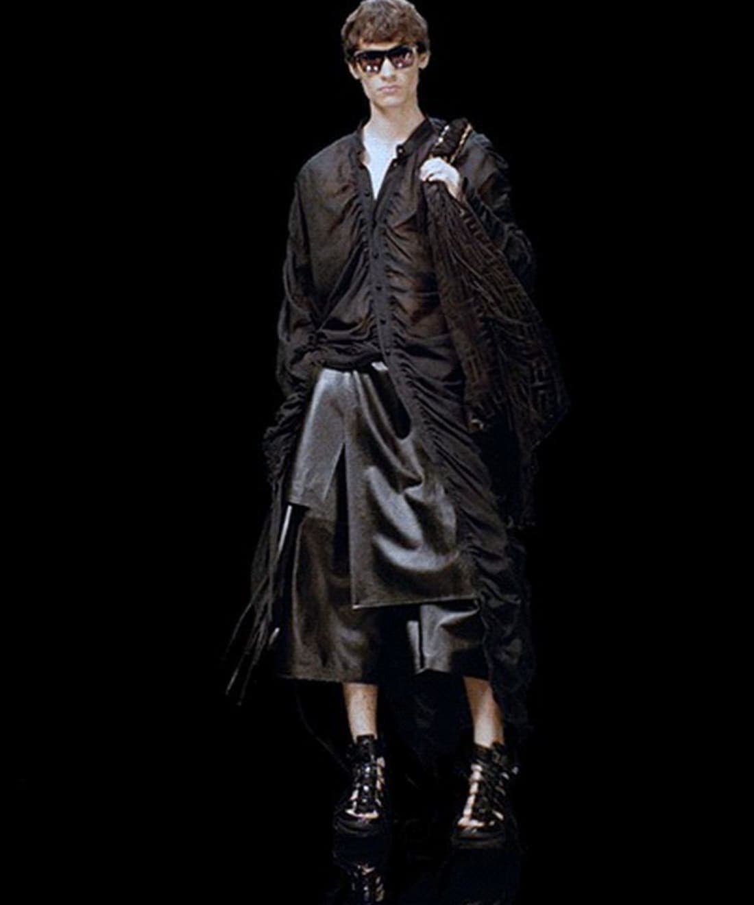 balmain-resort-2022-lookbook-1.jpg