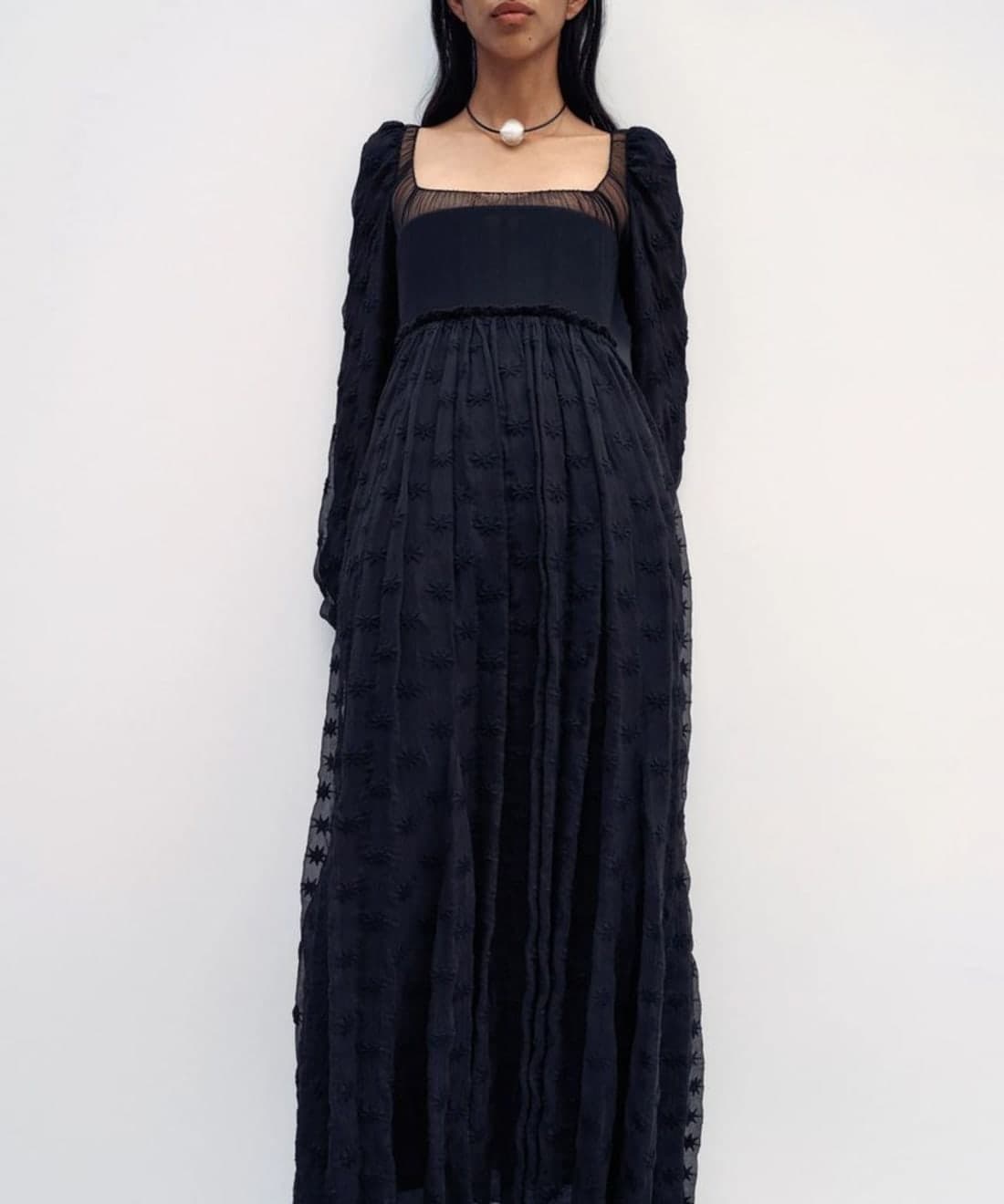 chloe-resort-23-lookbook-1.jpg