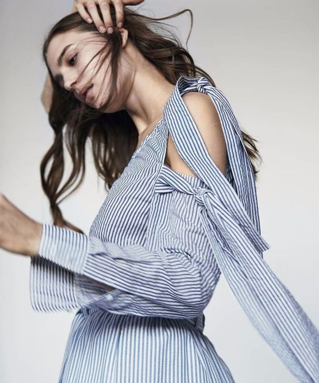 club-monaco-spring-summer-2017-campaign-1.jpg