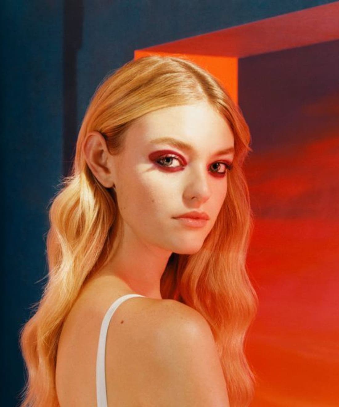 coccinelle-s-s-2019-campaign-1.jpg