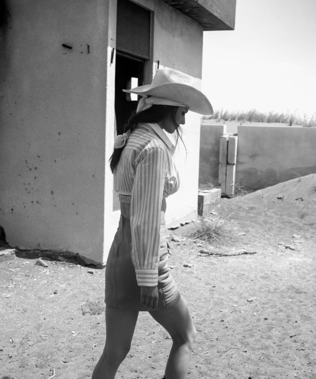 cowboy-girl-on-a-fashion-walk-by-negin-sadeghi-1.jpg