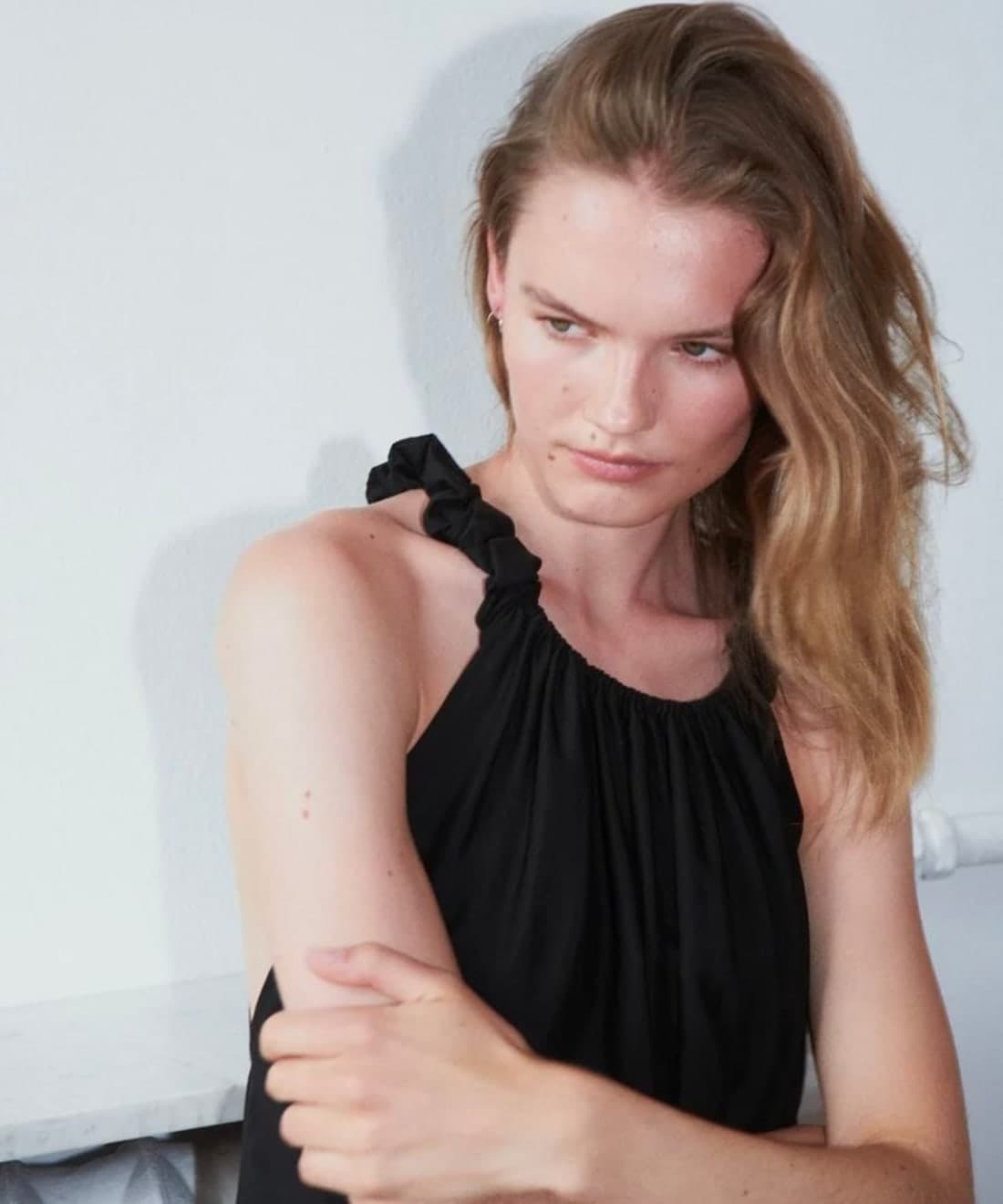 deiji-studios-2023-lookbook-catalog-photographer-olivia-fr-lich-1.jpg