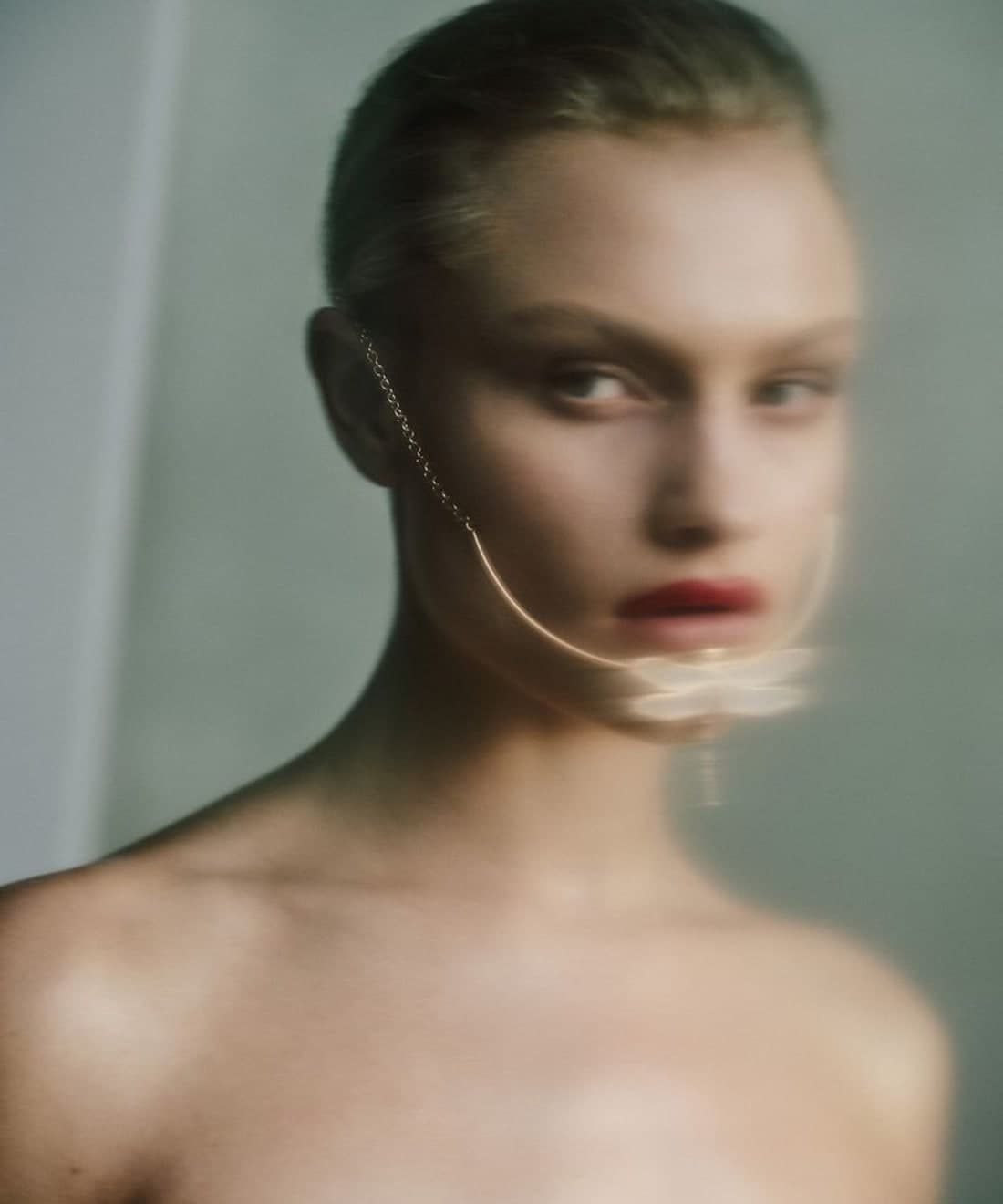 dior-manages-to-blur-the-perennial-new-york-paris-divide-1.jpg
