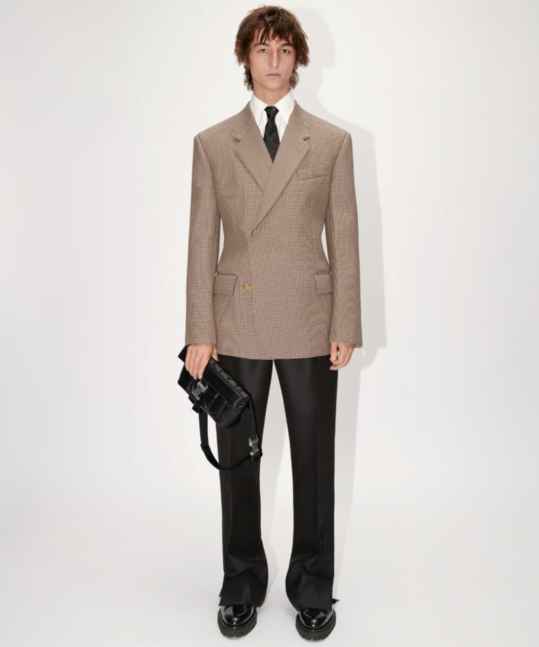 dunhill-f-w-22-mens-lookbook-1.jpg