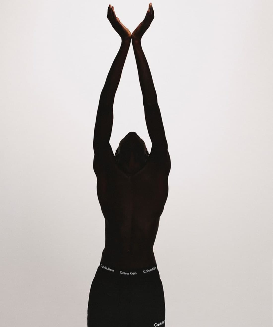 f22-calvin-klein-performance-campaign-1.jpg