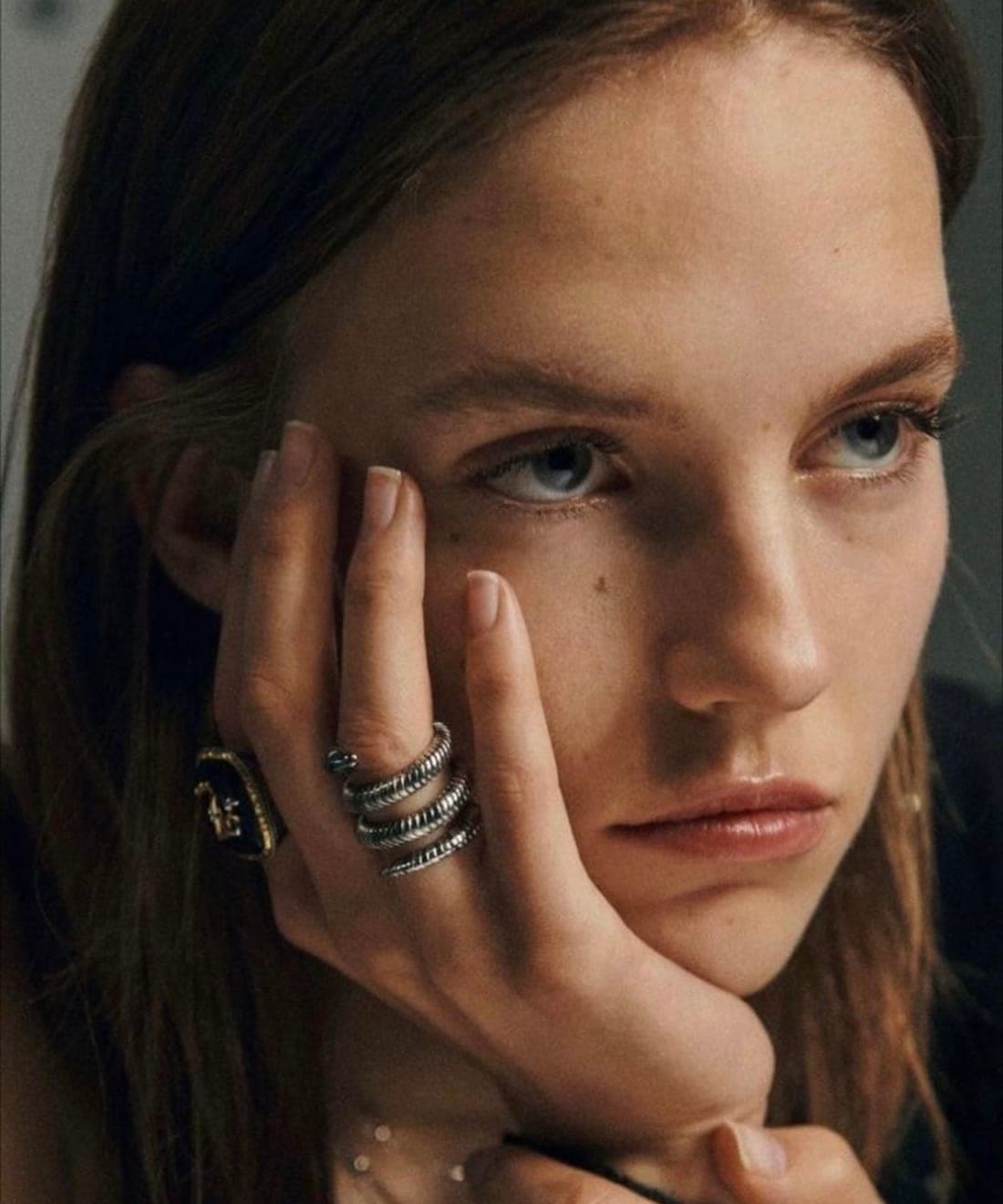 f-w-22-jewelry-campaign-1.jpg