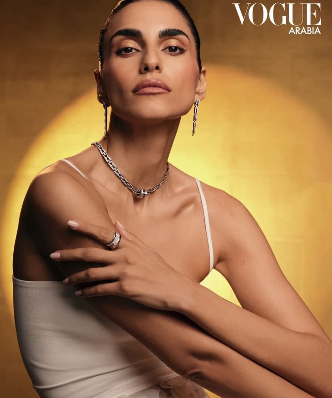 farnoush-hamidian-douses-herself-in-bulgaris-sumptuous-creations-1.jpg