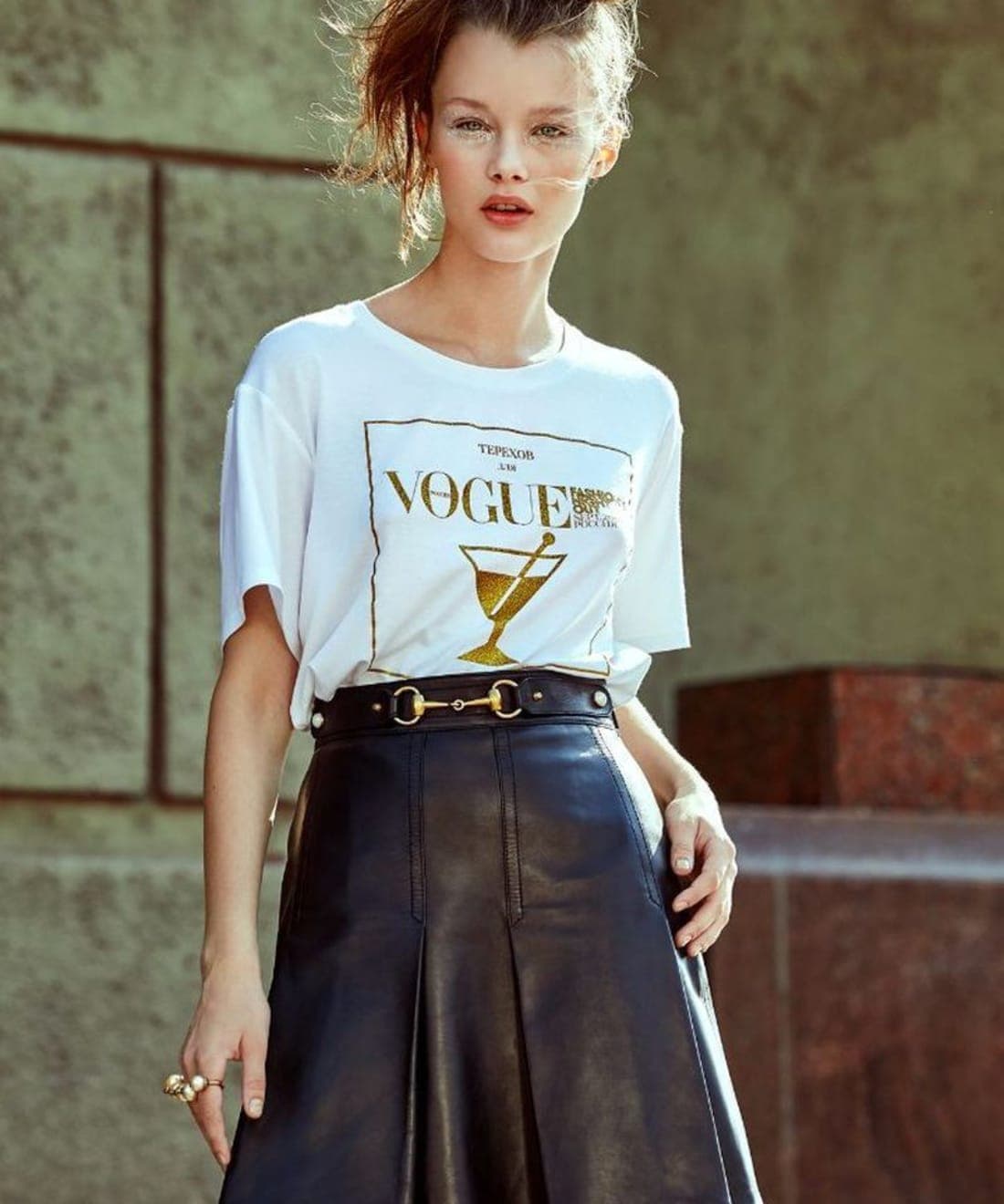 fashions-nights-out-t-shirt-special-for-vogue-russia-online-1.jpg
