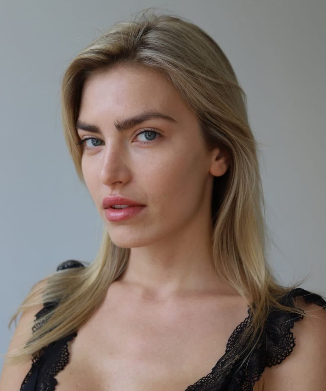 fenton-model-2020-polaroids-digitals-1.jpg