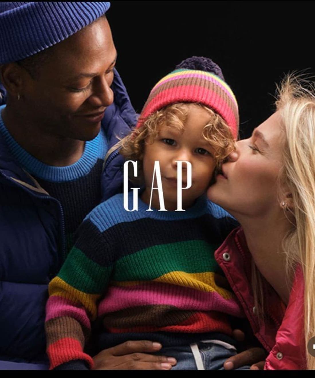gap-holiday-campaign-2022-1.jpg