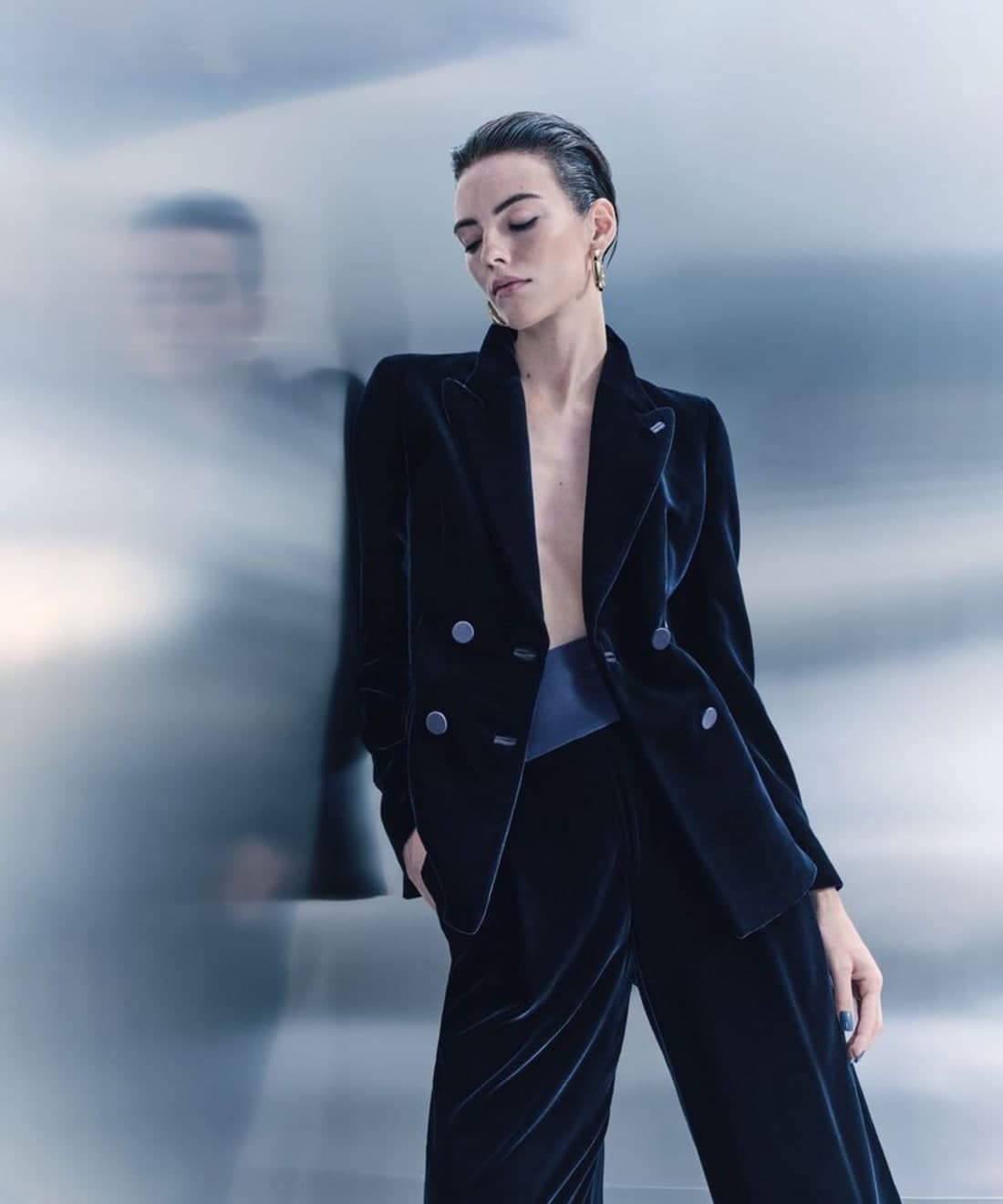 giorgio-armani-made-to-measure-f-w-2023-campaign-1.jpg