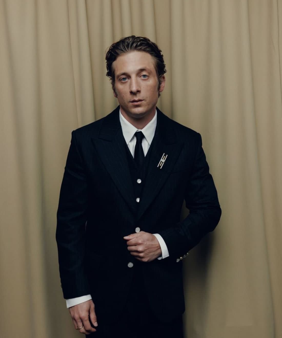 hanging-with-future-jeremy-allen-white-and-more-in-louis-vuittons-met-gala-2025-suite-1.jpg