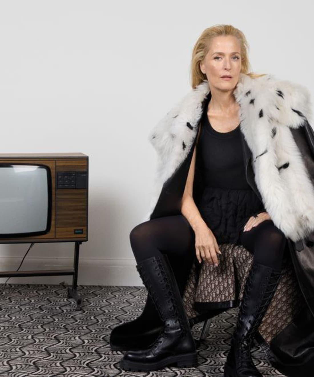 heroine-23-gillian-anderson-cover-1.jpg