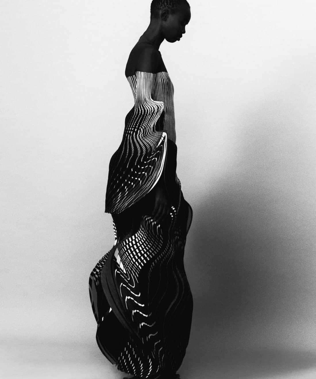 hypnosis-x-iris-van-herpen-2019-1.jpg