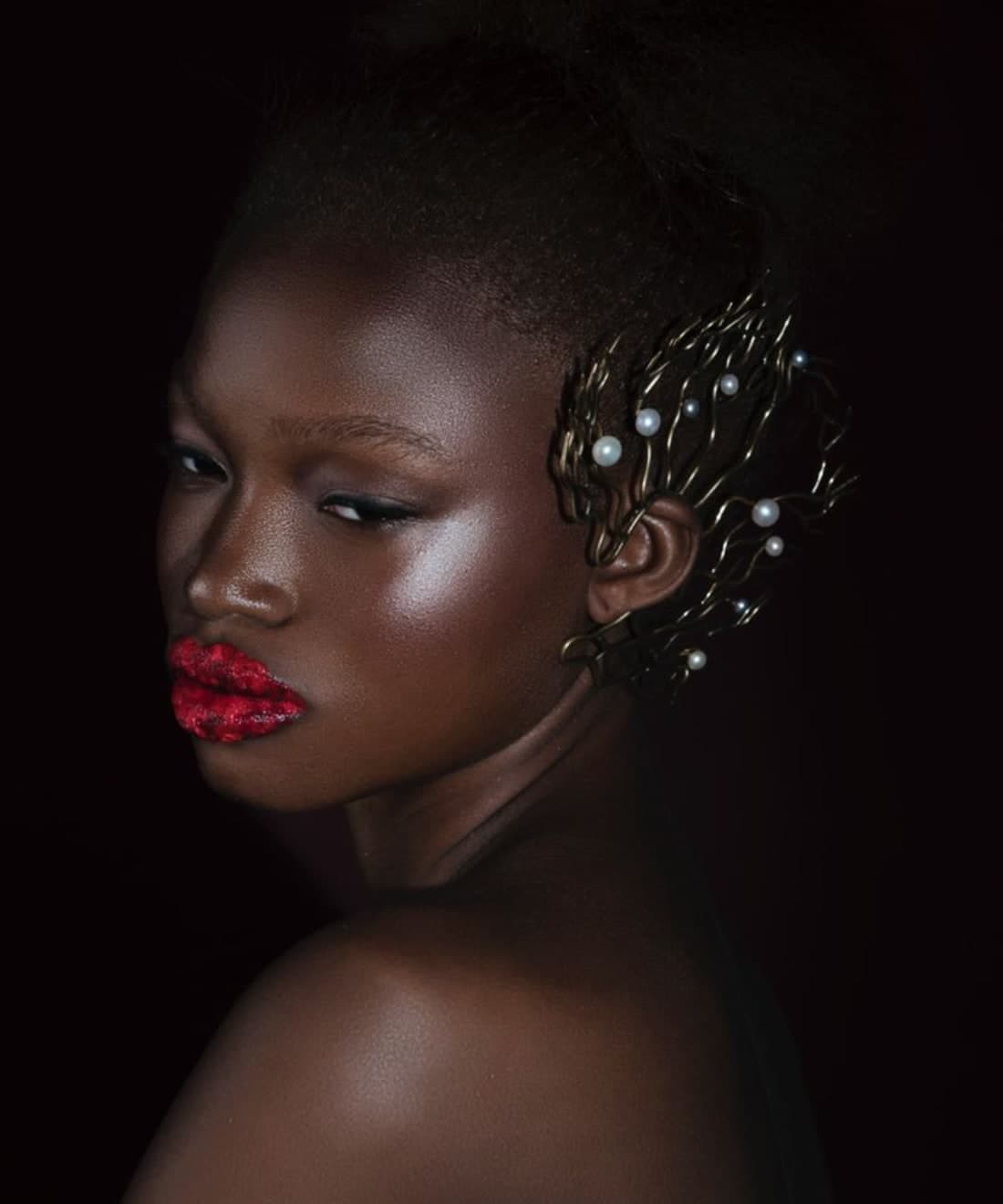 introspective-afrostyle-magazine-1.jpg