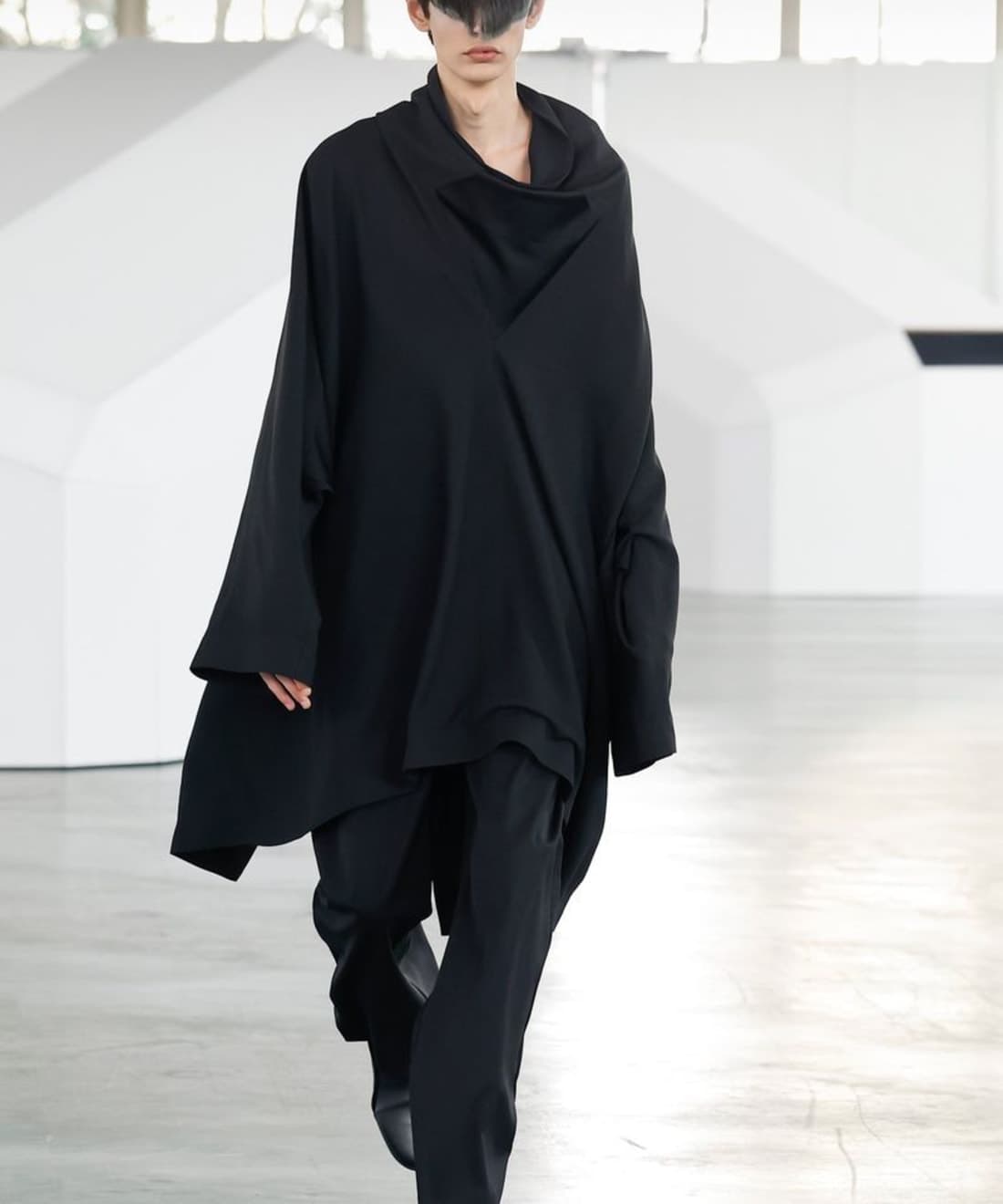 kiko-kostadinov-f-w-26-mens-show-1.jpg