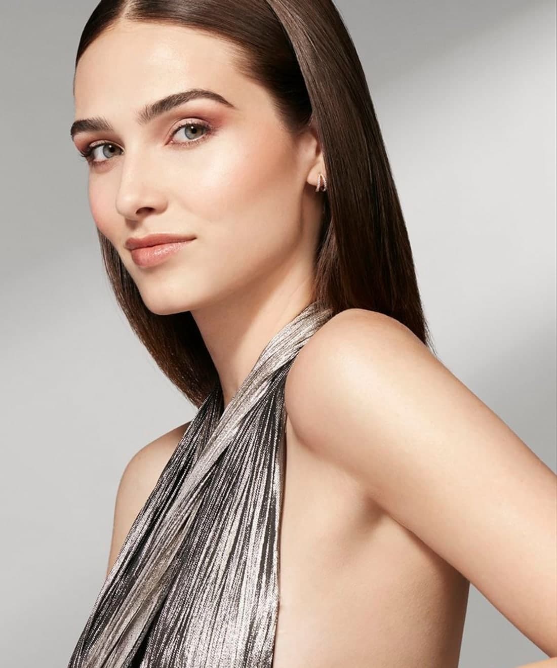 laura-mercier-holiday-2021-1.jpg