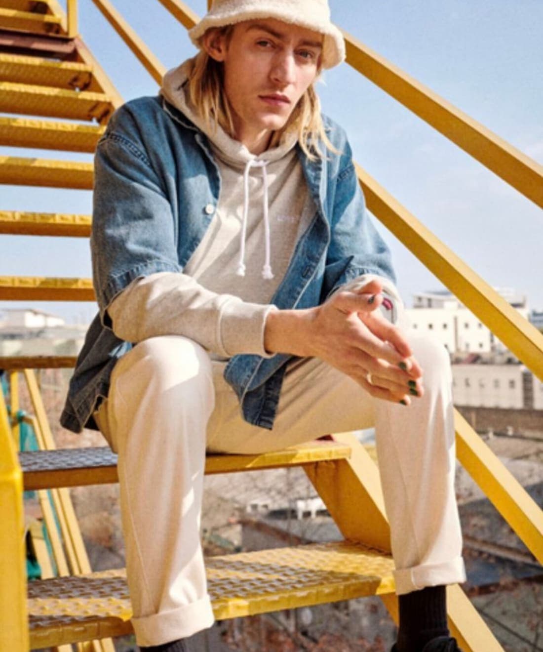 levis-h122-1.jpg