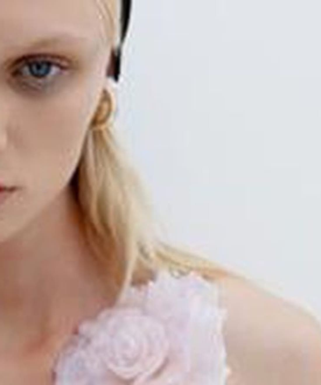 magda-butrym-s-s-24-lookbook-1.jpg