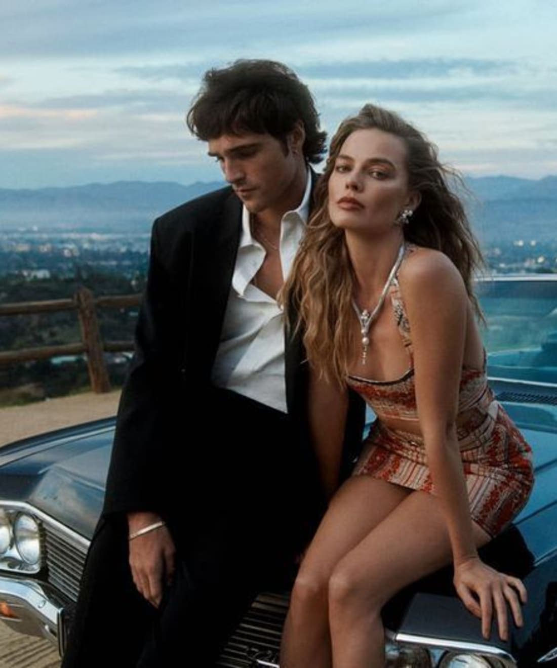margot-robbie-and-jacob-elordi-on-wuthering-heights-1.jpg