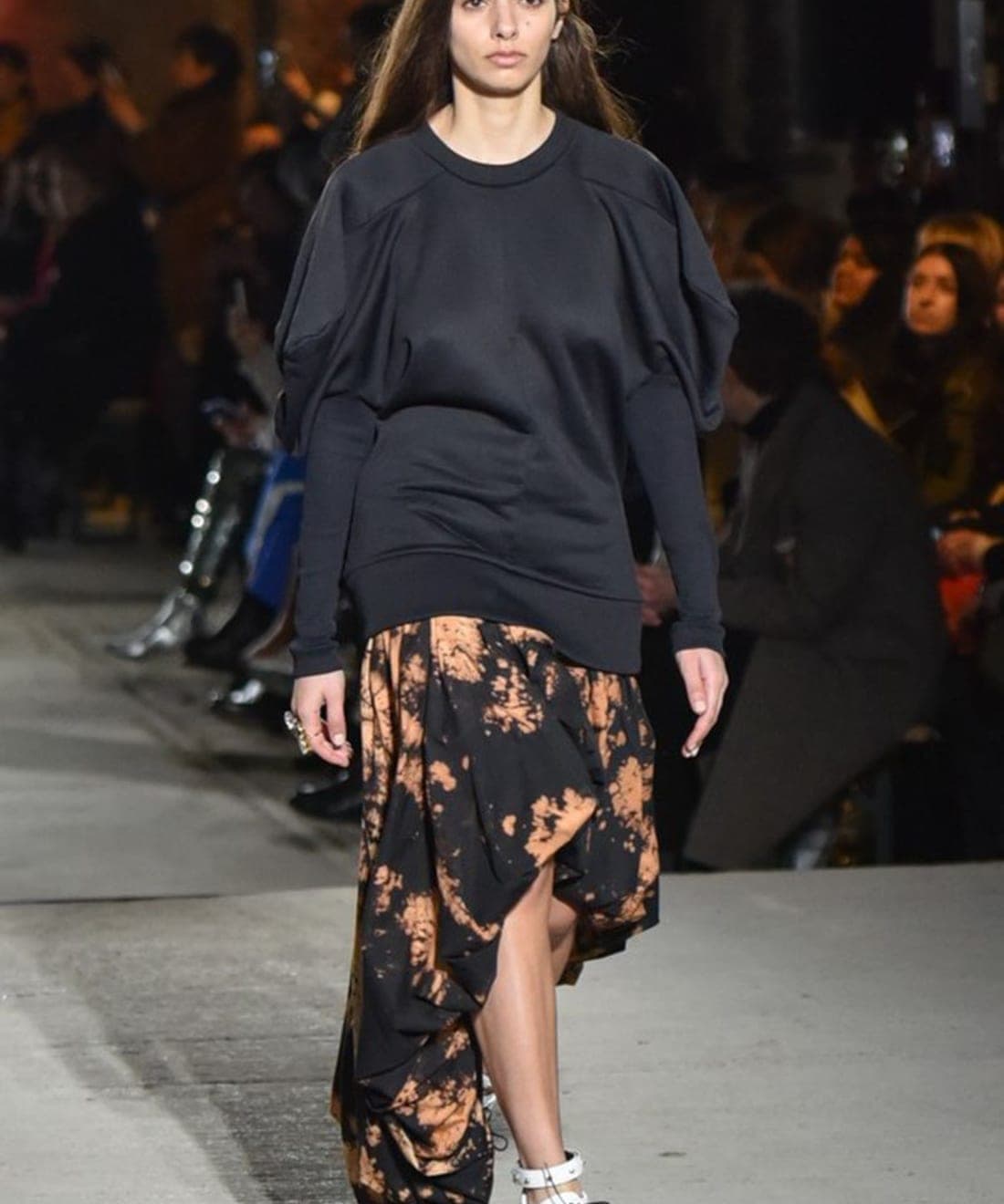 marquesalmeida-f-w-18-show-1.jpg