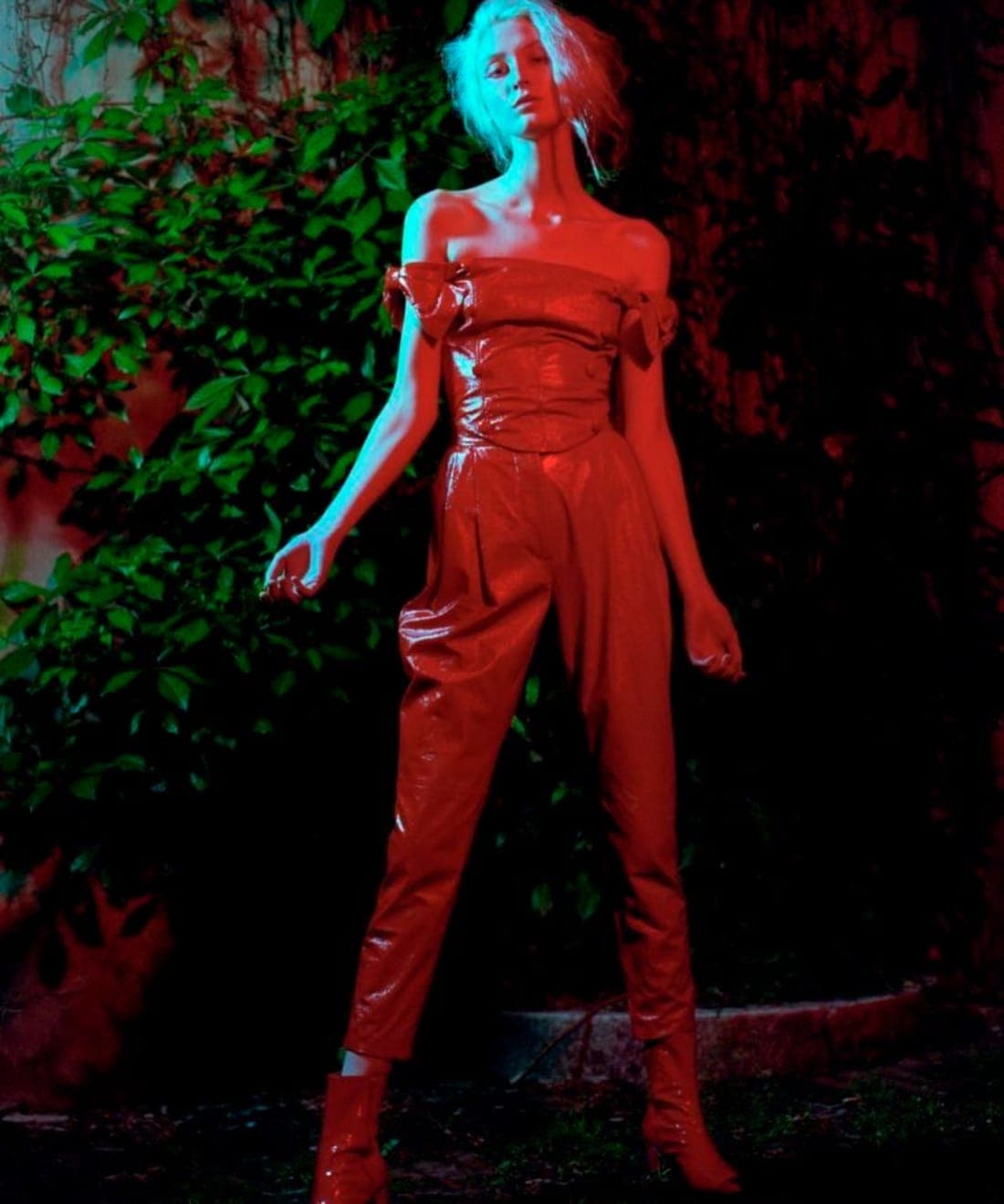 metal-magazine-profondo-rosso-by-fallas-and-faga-1.jpg