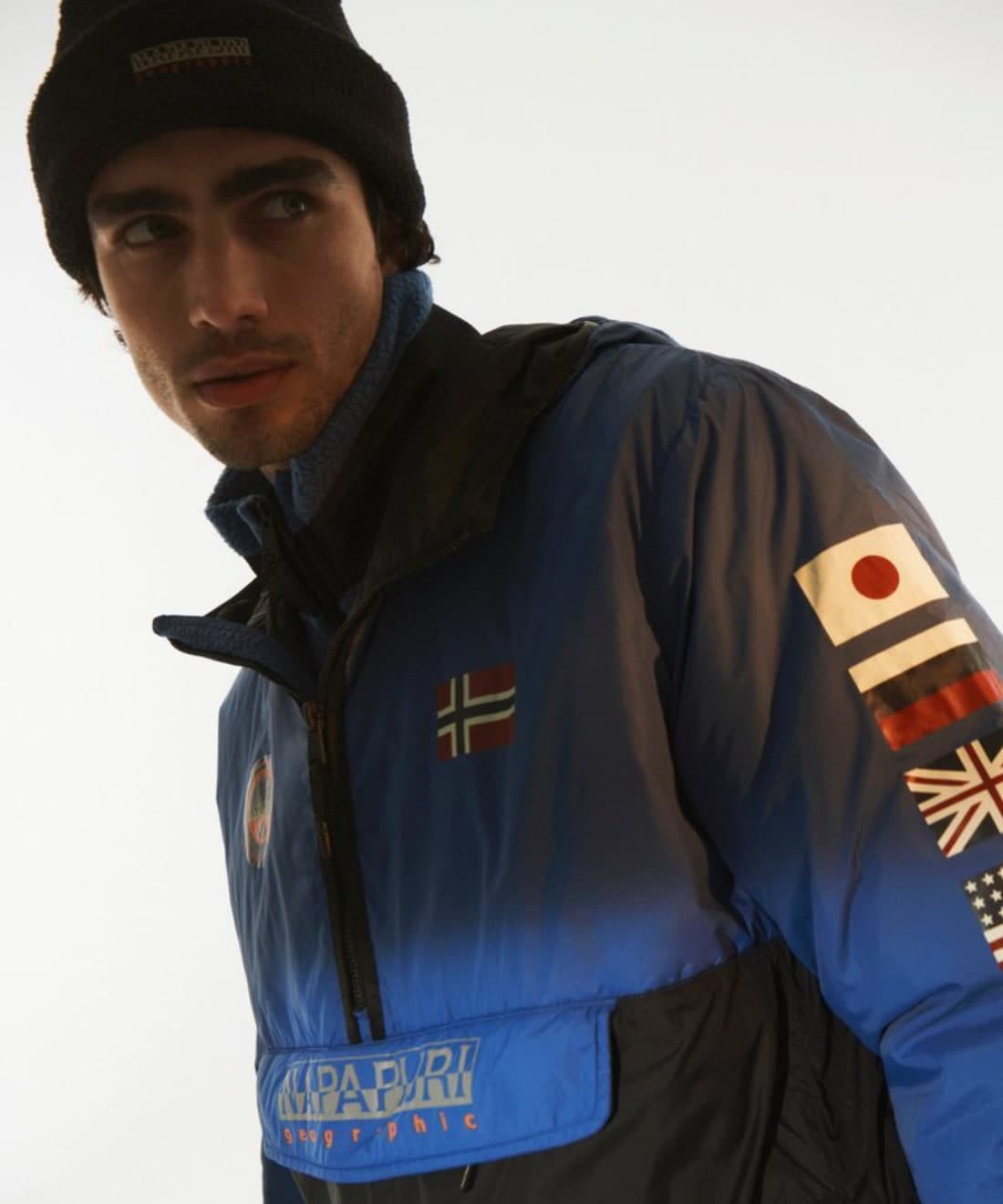 napapijri-lookbook-f-w-22-by-maurizio-annese-1.jpg