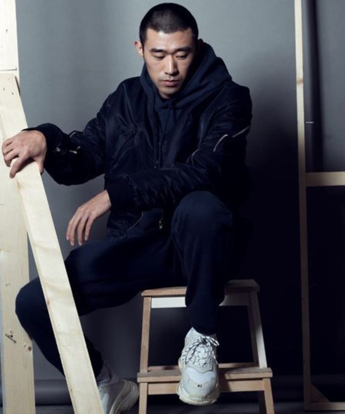 out-of-sight-with-xing-yu-liu-for-33-magazine-1.jpg