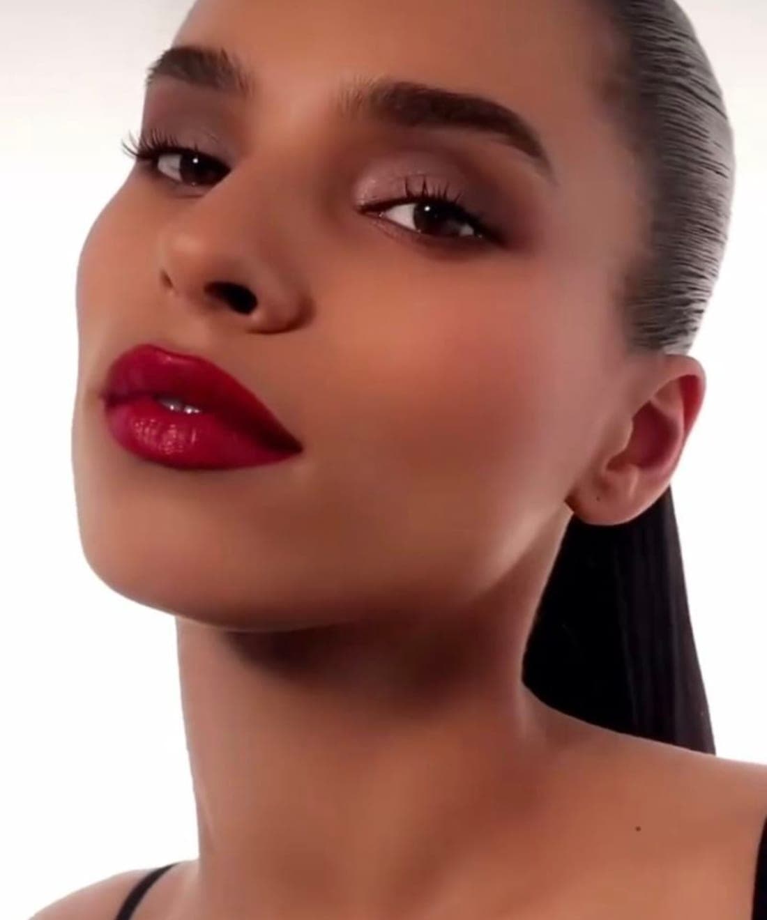 pat-mcgrath-labs-mattetrance-lipstick-by-anarosa-trotta-1.jpg