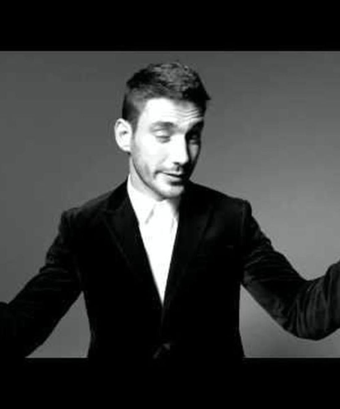 perry-ellis-fw-2012-very-perry-ellis-campaign-1.jpg
