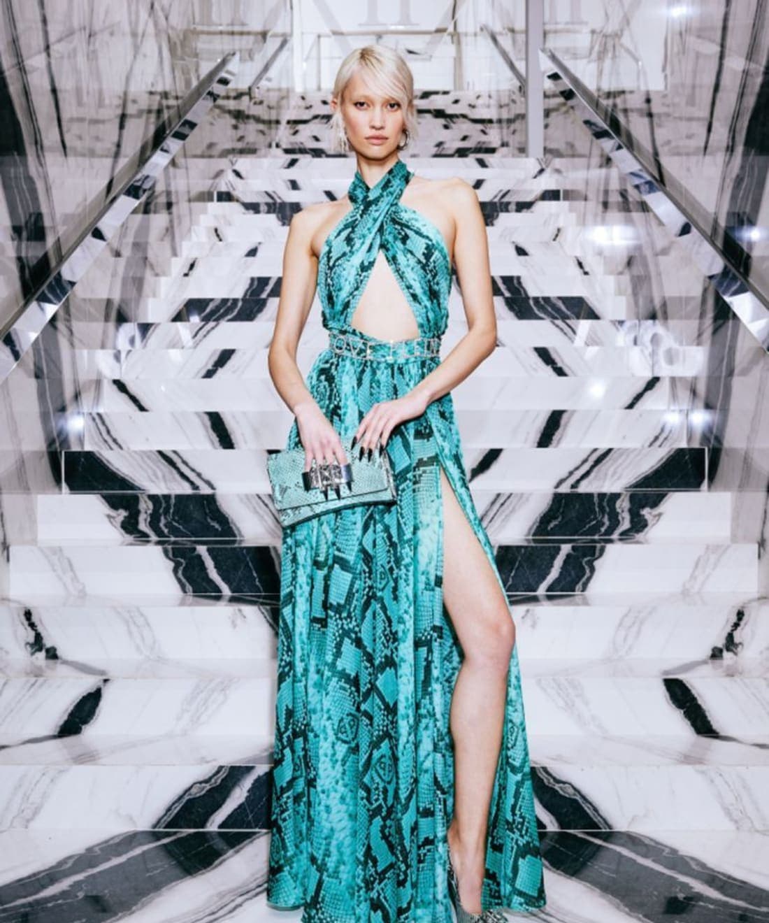 philipp-plein-pre-fall-2024-lookbook-1.jpg