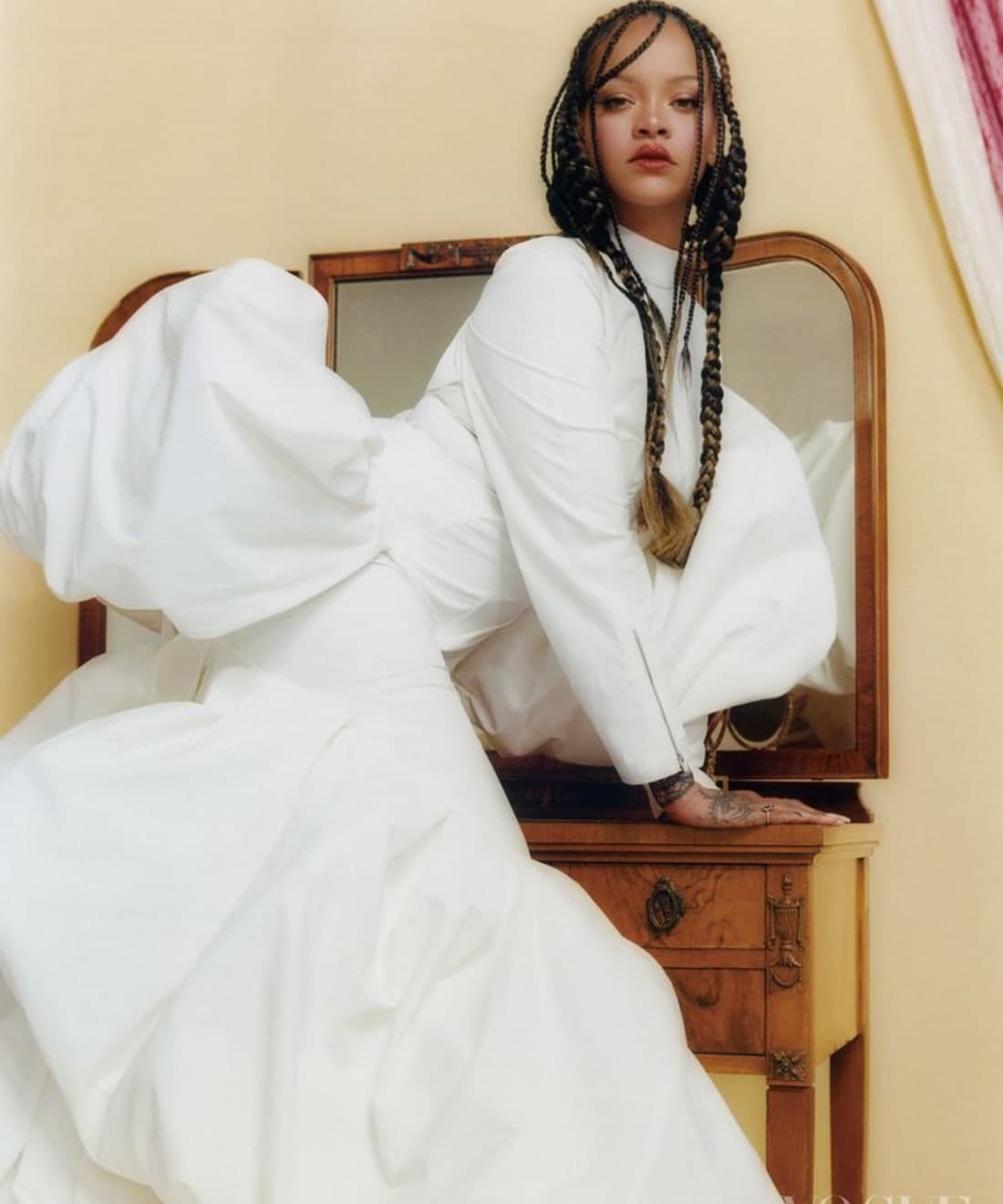 rihanna-beauty-in-individuality-1.jpg