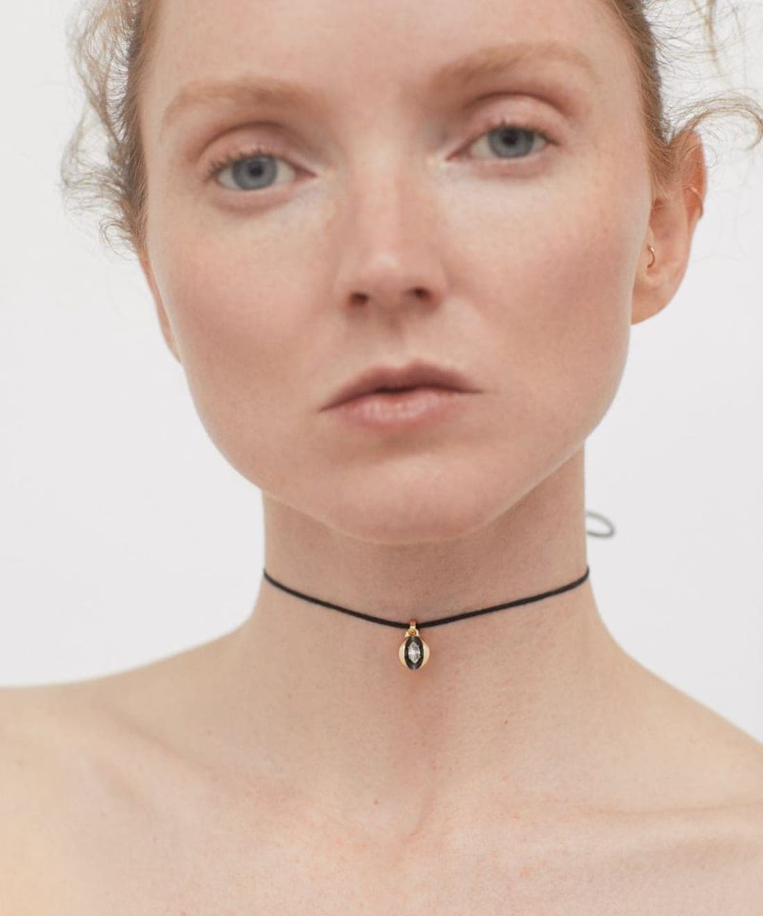 skydiamond-campaign-lily-cole-1.jpg