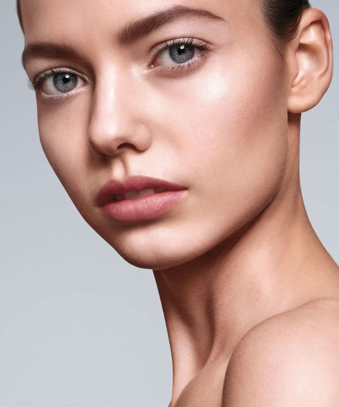 tom-ford-foundation-2020-1.jpg
