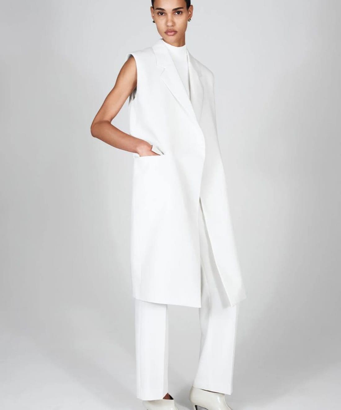 toteme-pre-fall-2024-lookbook-1.jpg