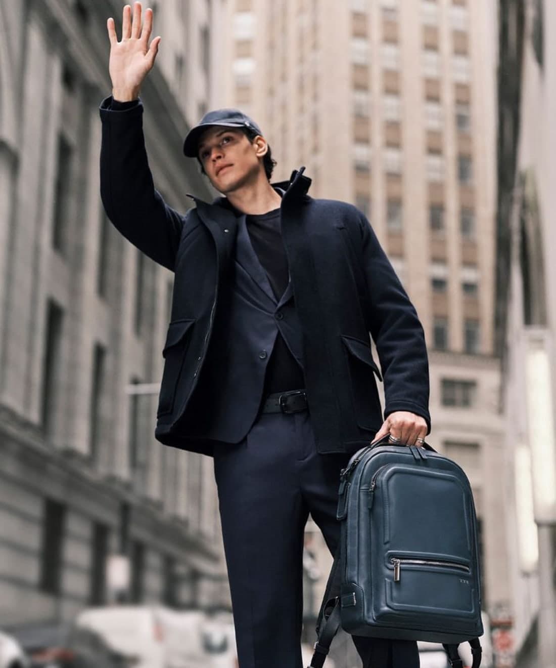 tumi-fw-2025-seasonal-campaign-1.jpg