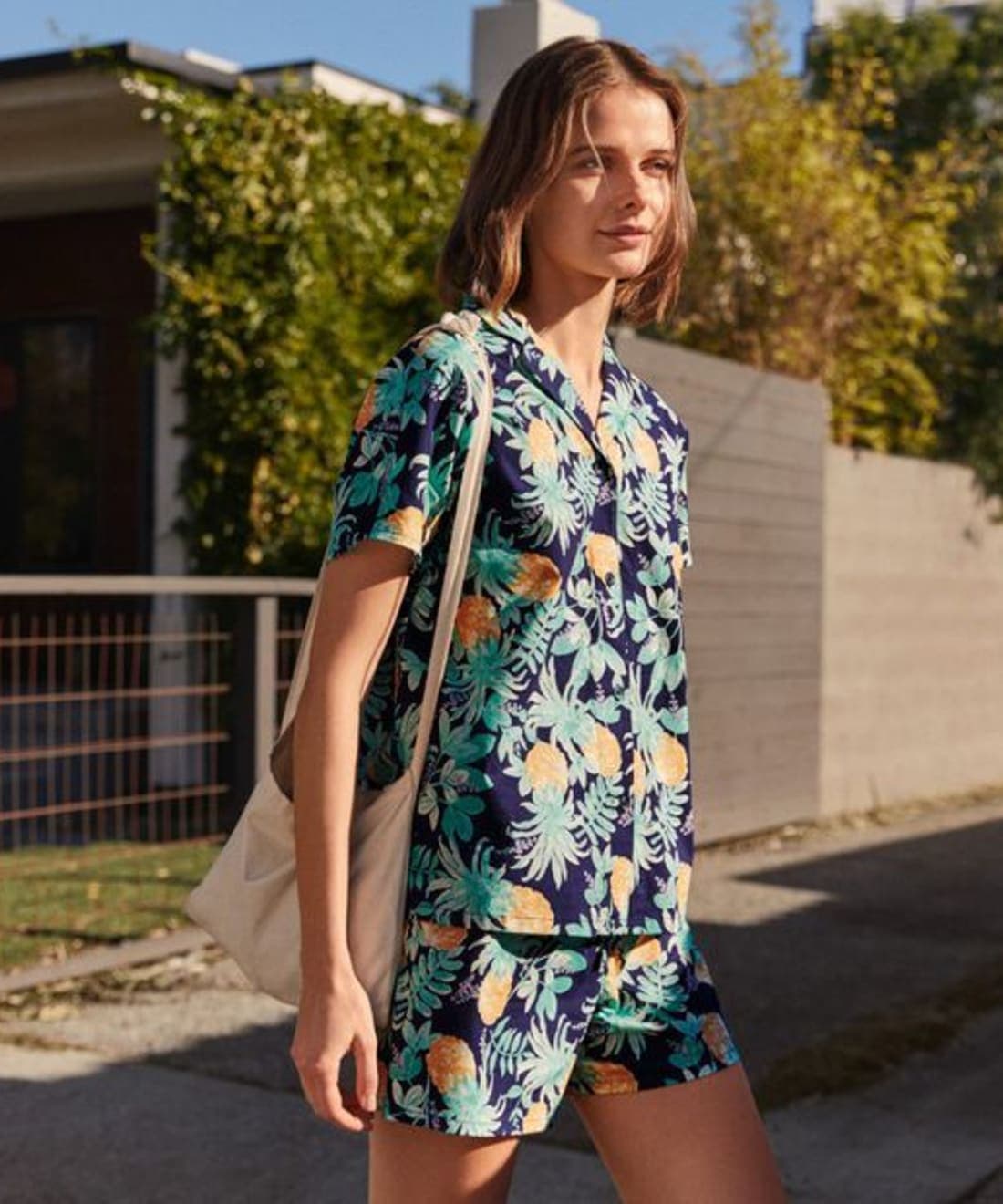 uniqlo-comfort-lounge-ss-19-1.jpg