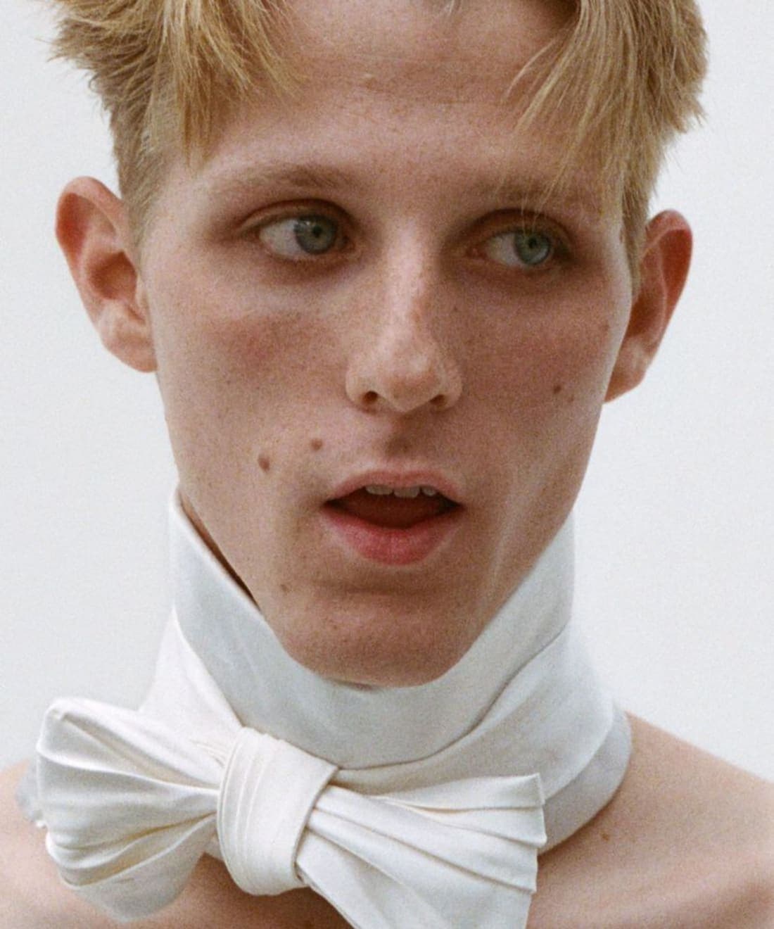 valentin-campagne-in-dior-1.jpg