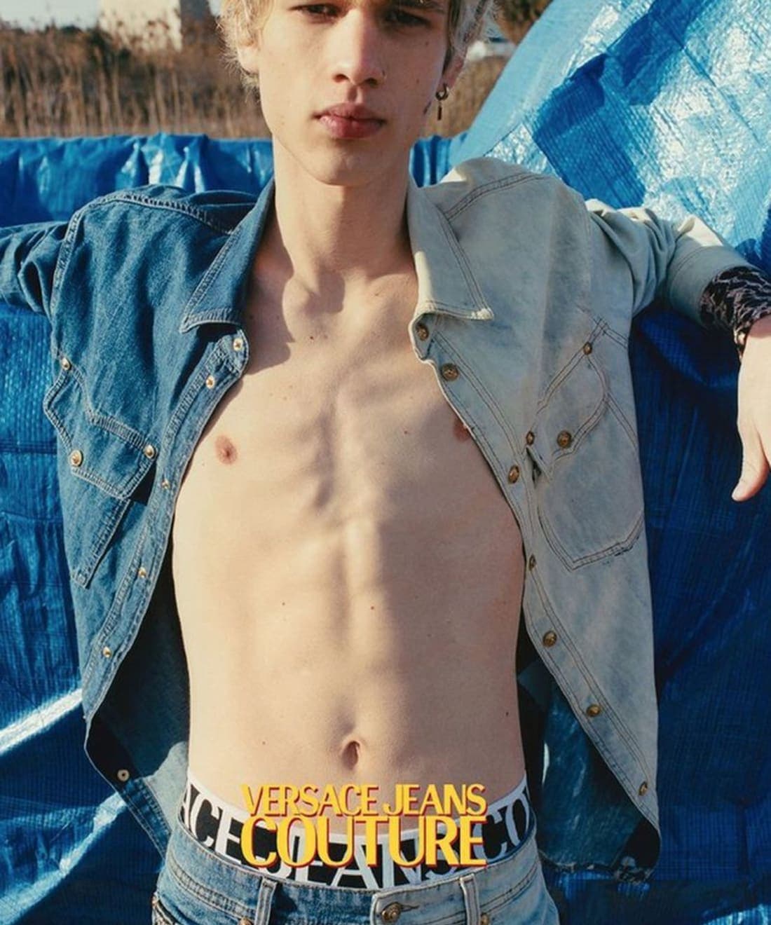 versace-jeans-couture-campaign-s-s-22-1.jpg