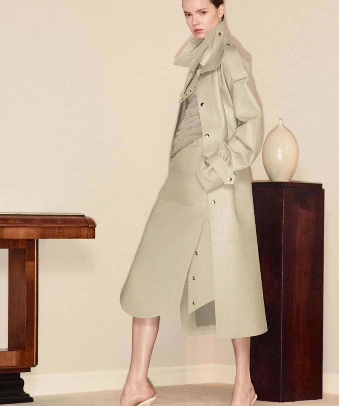 victoria-beckham-resort-2027-lookbook-1.jpg