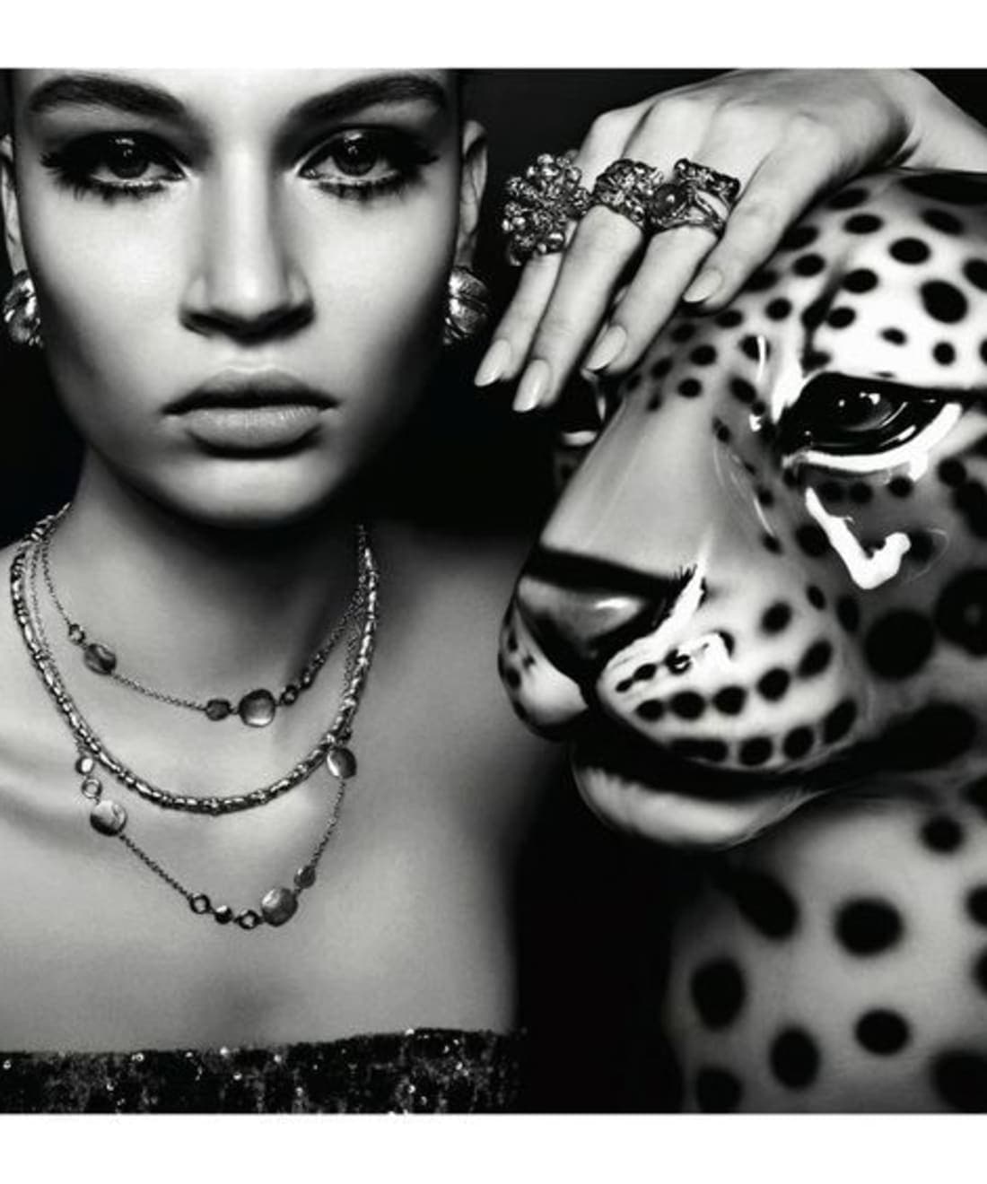 vogue-accessory-march-2016-1.jpg