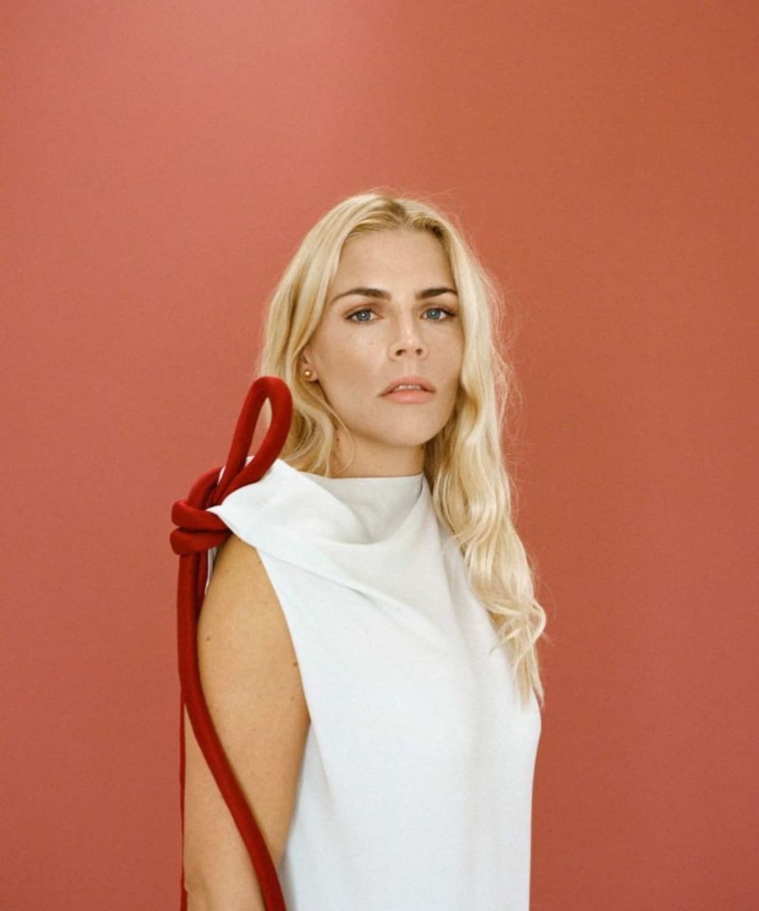 you-guys-its-busy-philipps-1.jpg