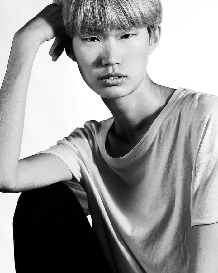 15-faces-of-fashion-week-4.jpg
