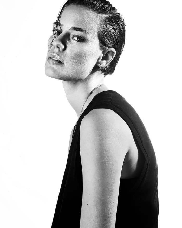15-faces-of-fashion-week-5.jpg