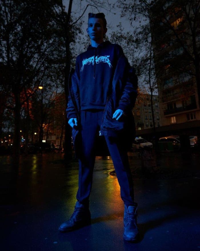 a-boy-walks-home-alone-at-night-by-niklas-bergstrand-3.jpg