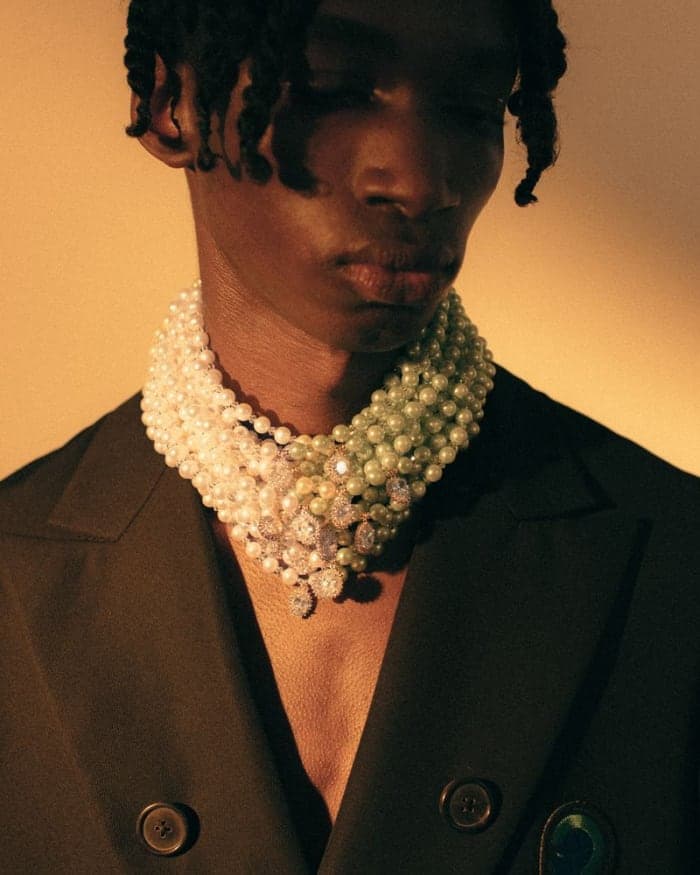 a-sinner-in-pearls-campaign-4.jpg
